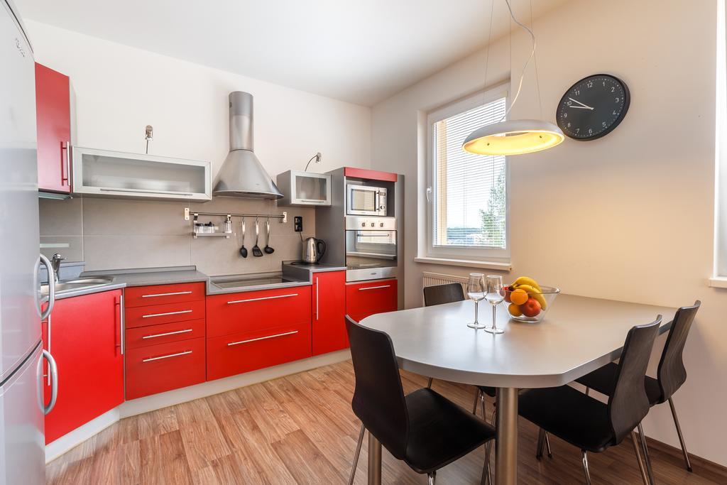 Modern With 2 Bedrooms Apartment