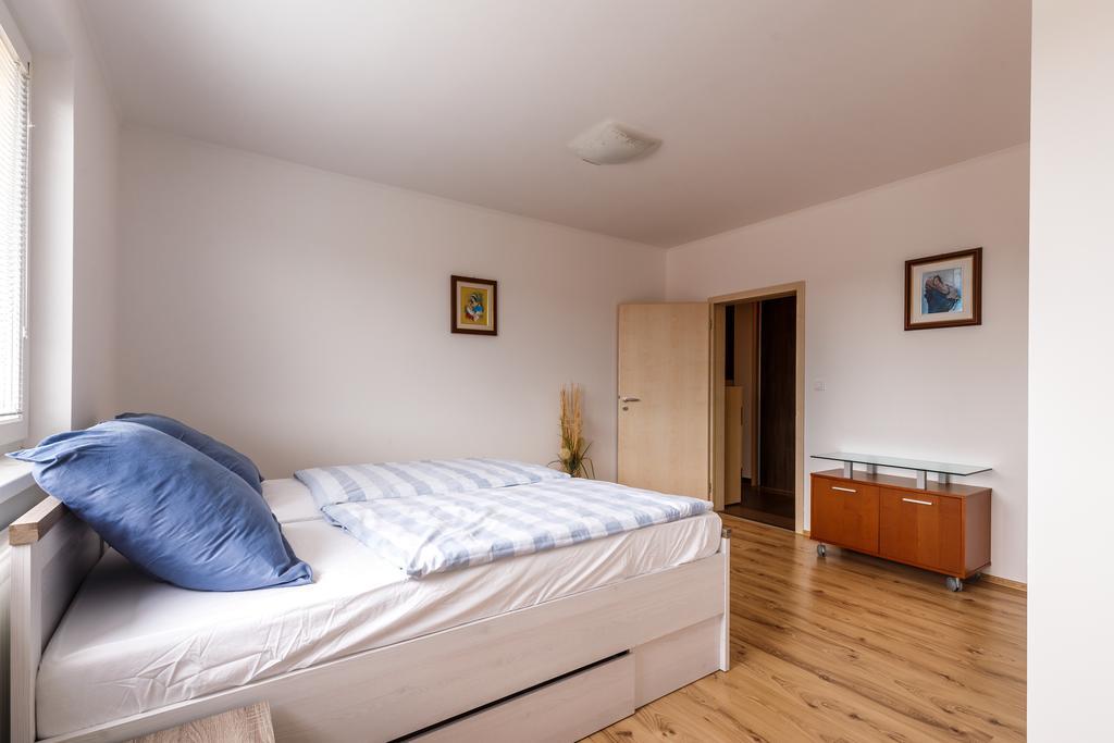 Modern With 2 Bedrooms